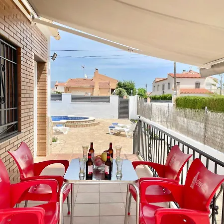 Escaleta Costa Dorada Piscina Salina Y Privada,barbacoa Les Tres Cales